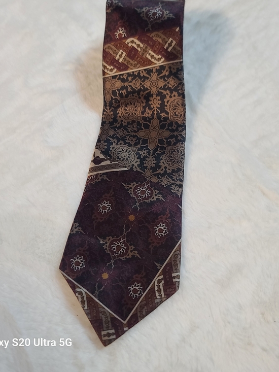 Boston Harbour Other - Men's Paisley Pattern Tie in Burgundy and Black